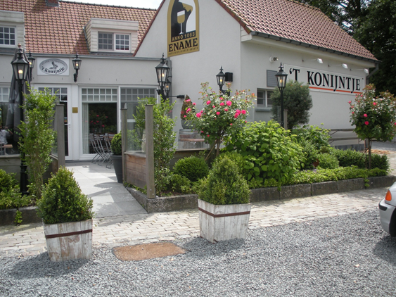 DRANK- EN SPIJSHUIS 'T KONIJNTJE